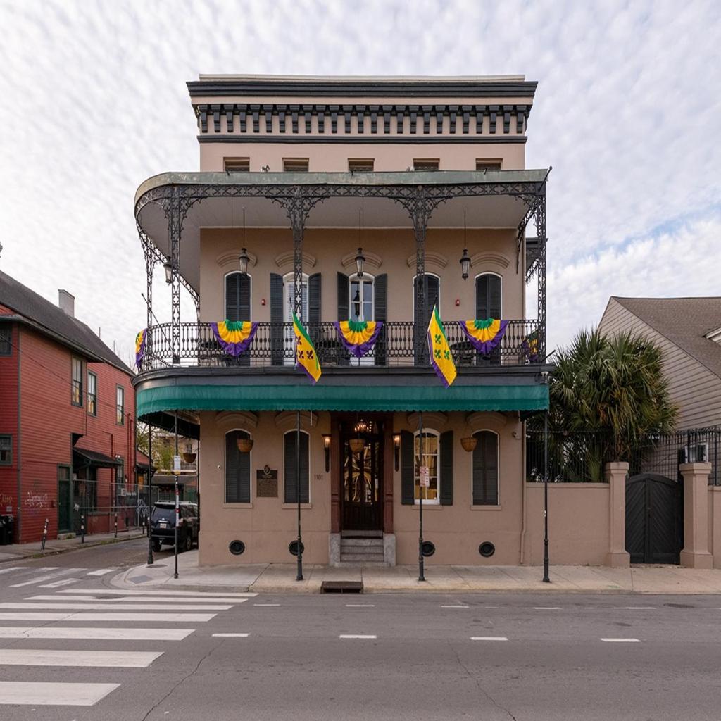 French Quarter Suites Hotel ニューオーリンズ エクステリア 写真