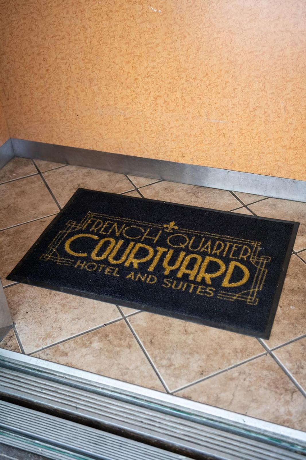 French Quarter Suites Hotel ニューオーリンズ エクステリア 写真