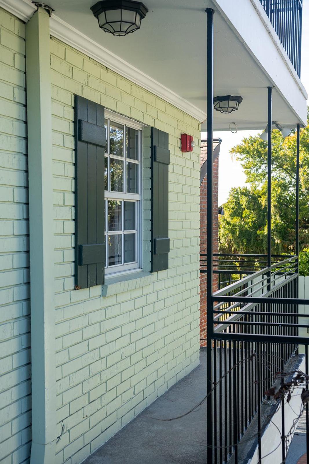 French Quarter Suites Hotel ニューオーリンズ エクステリア 写真
