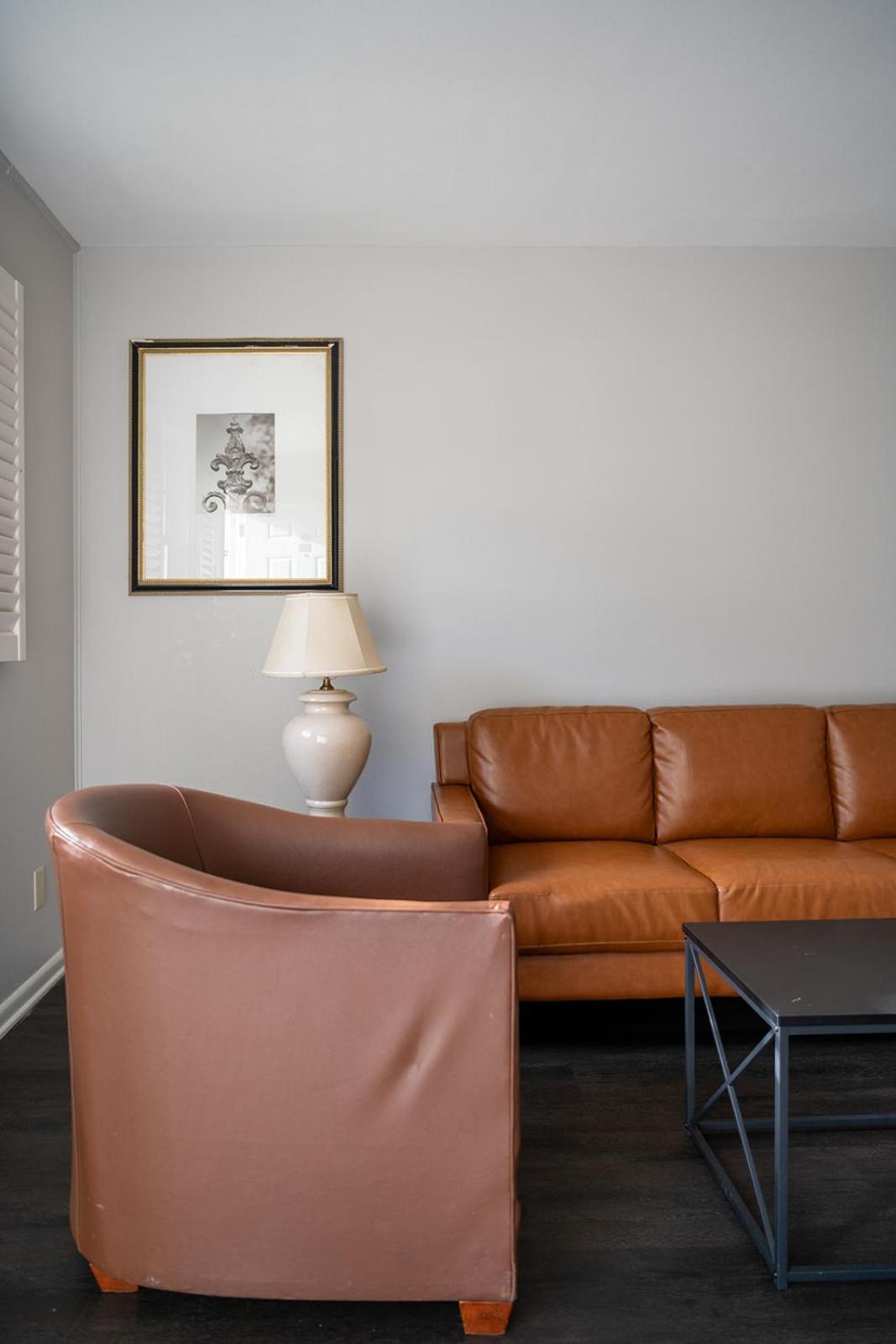 French Quarter Suites Hotel ニューオーリンズ エクステリア 写真